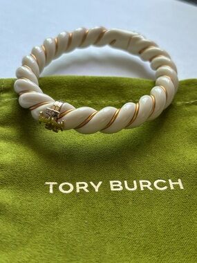 NWOT Tory Burch Ivory Twist Bangle